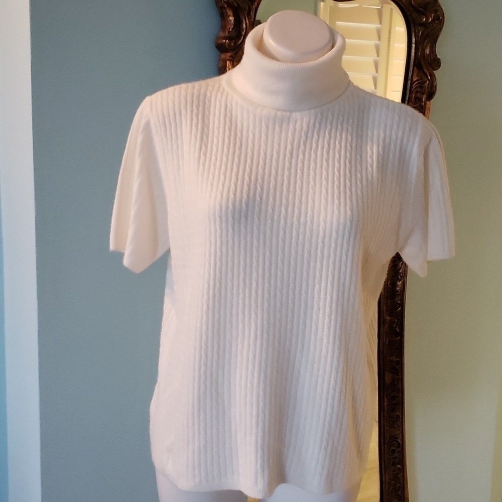 hERMAN GEIST CABLE KNIT TURTLENECK VTG SHORT SLEEVE SWEATER